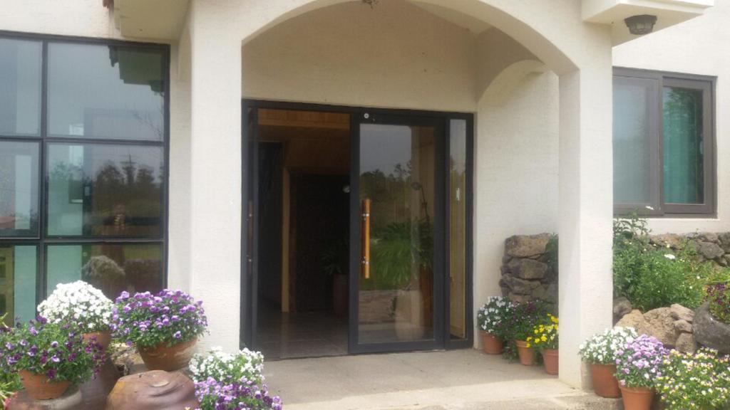 Baghdad House Villa Jeju Exterior foto